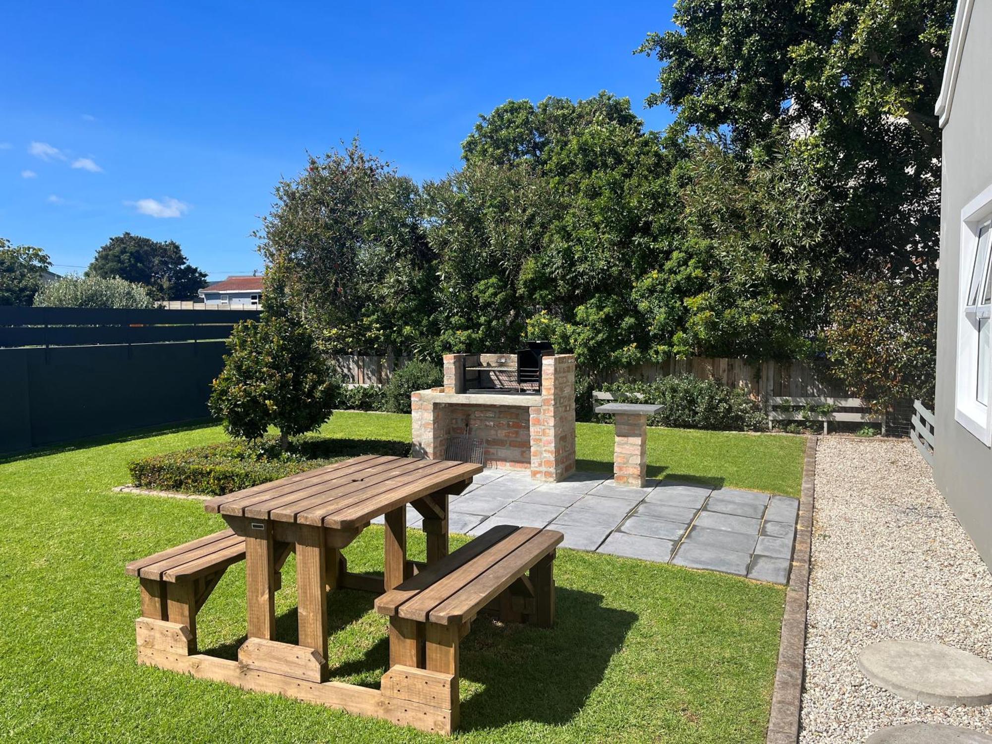 Serenity Self-Catering 2-Bed Unit Hermanus Luaran gambar